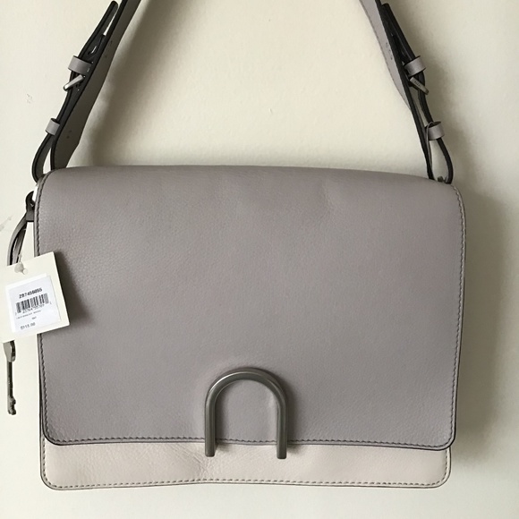 Fossil Handbags - NWT Fossil genuine leather bag